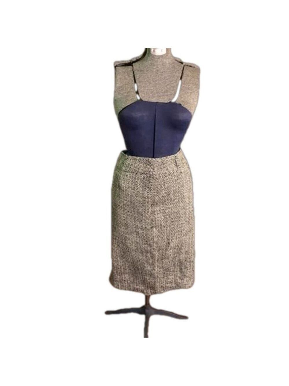 Anne Klein tweed style pencil skirt size 6